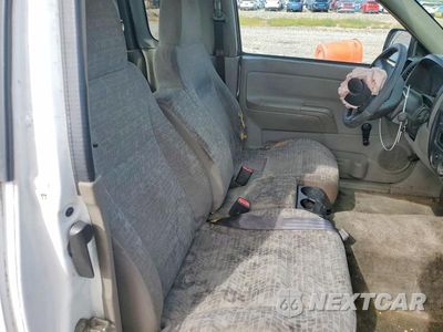 Zdjęcie 10 z 12 samochodu: 2006 CHEVROLET COLORADO VIN:1GCCS198768147464 - miniatura
