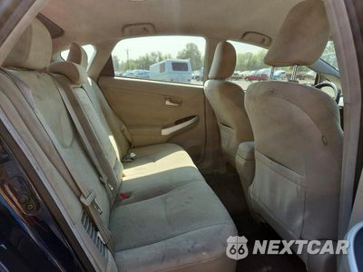 Zdjęcie 10 z 13 samochodu: 2012 TOYOTA PRIUS THREE VIN:JTDKN3DU4C1523075 - miniatura