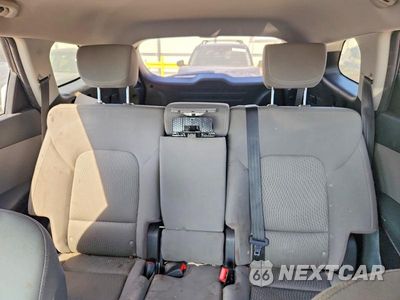 Zdjęcie 10 z 13 samochodu: 2017 HYUNDAI SANTA FE SE VIN:KM8SM4HF9HU166014 - miniatura