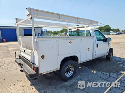 Trzecie zdjęcie samochodu z tyłu: 1999 FORD F250 SUPER DUTY VIN:1FTNF20L5XEA36287 - miniatura