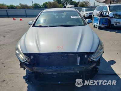 Piąte zdjęcie samochodu w środku: 2019 HYUNDAI SONATA SE VIN:5NPE24AF3KH799708 - miniatura
