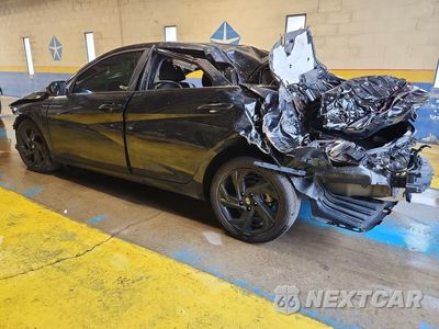 Drugie zdjęcie samochodu z przodu: 2026 HYUNDAI ELANTRA SEL SPORT VIN:KMHLM4DGXTU119702 - miniatura