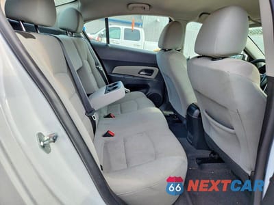 Zdjęcie 10 z 12 samochodu: 2015 CHEVROLET CRUZE LT VIN:1G1PC5SBXF7270170 - miniatura