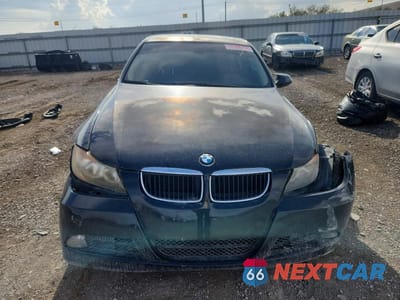 Piąte zdjęcie samochodu w środku: 2007 BMW 328 I SULEV VIN:WBAVC535X7FZ81105 - miniatura