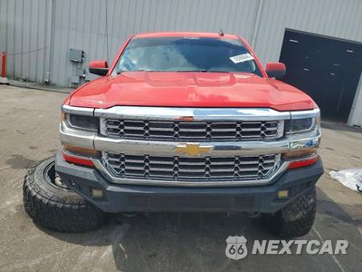 Piąte zdjęcie samochodu w środku: 2017 CHEVROLET SILVERADO K1500 LT VIN:3GCUKREC0HG147297 - miniatura