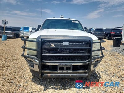 Piąte zdjęcie samochodu w środku: 2015 FORD F250 SUPER DUTY VIN:1FT7X2B64FEC04173 - miniatura