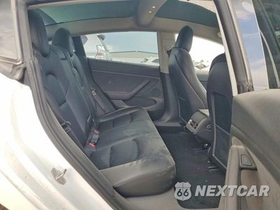 Zdjęcie 11 z 14 samochodu: 2023 TESLA MODEL 3 VIN:5YJ3E1EA5PF409712 - miniatura