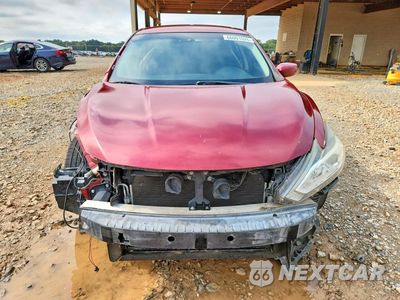 Piąte zdjęcie samochodu w środku: 2017 NISSAN ALTIMA 2.5 S VIN:1N4AL3AP7HC480370 - miniatura