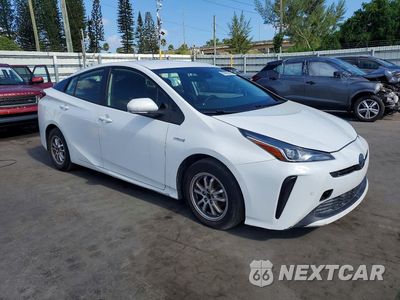Czwarte zdjęcie samochodu z boku: 2021 TOYOTA PRIUS LE VIN:JTDKAMFU2M3152258 - miniatura