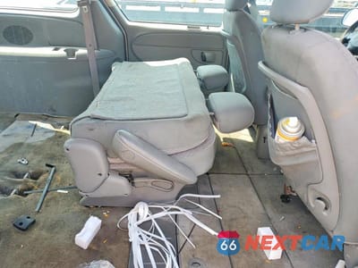 Zdjęcie 11 z 13 samochodu: 2006 DODGE GRAND CARAVAN SE VIN:1D4GP24R16B525809 - miniatura