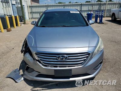 Piąte zdjęcie samochodu w środku: 2016 HYUNDAI SONATA SE VIN:5NPE24AF2GH362838 - miniatura
