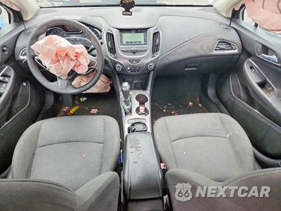 Zdjęcie 8 z 12 samochodu: 2018 CHEVROLET CRUZE LT VIN:1G1BE5SM5J7184022 - miniatura