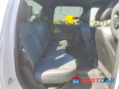 Zdjęcie 11 z 13 samochodu: 2024 RAM 5500 VIN:3C7WRNFL8RG111468 - miniatura
