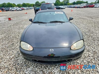 Piąte zdjęcie samochodu w środku: 1999 MAZDA MX-5 MIATA VIN:JM1NB3533X0102407 - miniatura