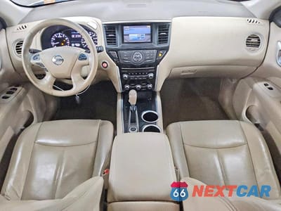 Zdjęcie 8 z 14 samochodu: 2014 NISSAN PATHFINDER SV VIN:5N1AR2MMXEC715114 - miniatura