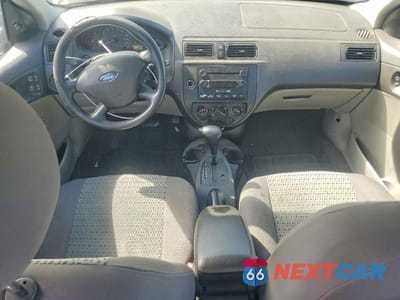 Zdjęcie 8 z 12 samochodu: 2006 FORD FOCUS ZX4 VIN:1FAFP34N46W245022 - miniatura