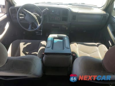 Zdjęcie 8 z 13 samochodu: 2006 GMC SIERRA C2500 HEAVY DUTY VIN:1GTHC23D36F201370 - miniatura