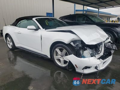 Czwarte zdjęcie samochodu z boku: 2026 FORD MUSTANG VIN:1FAGP8UH5T5115084 - miniatura