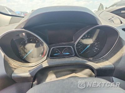 Zdjęcie 9 z 13 samochodu: 2013 FORD ESCAPE S VIN:1FMCU0F74DUB44229 - miniatura