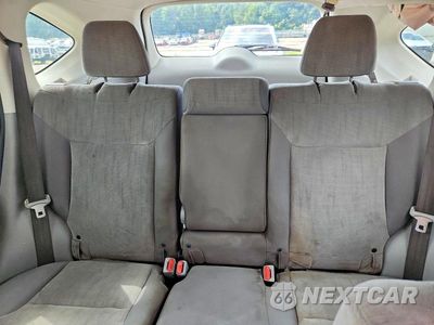 Zdjęcie 10 z 13 samochodu: 2012 HONDA CR-V LX VIN:3CZRM3H32CG700463 - miniatura