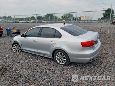 Drugie zdjęcie samochodu z przodu: 2012 VOLKSWAGEN JETTA SE VIN:3VWDP7AJ0CM383420 - miniatura