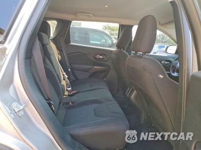 Zdjęcie 11 z 13 samochodu: 2019 JEEP CHEROKEE LATITUDE VIN:1C4PJMCB4KD256816 - miniatura