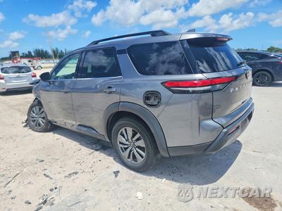 Drugie zdjęcie samochodu z przodu: 2022 NISSAN PATHFINDER SV VIN:5N1DR3BC7NC220110 - miniatura
