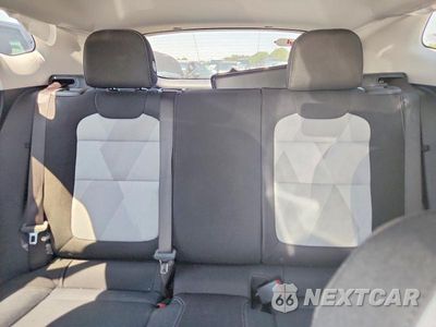 Zdjęcie 10 z 13 samochodu: 2026 CHEVROLET TRAX LS VIN:KL77LFEP0TC070970 - miniatura