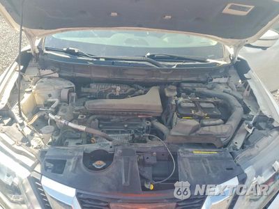 Zdjęcie 12 z 13 samochodu: 2017 NISSAN ROGUE S VIN:5N1AT2MVXHC732915 - miniatura
