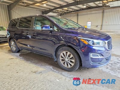 Czwarte zdjęcie samochodu z boku: 2019 KIA SEDONA LX VIN:KNDMB5C16K6559369 - miniatura