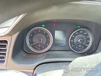 Zdjęcie 9 z 12 samochodu: 2019 HYUNDAI ELANTRA SE VIN:5NPD74LF2KH463364 - miniatura