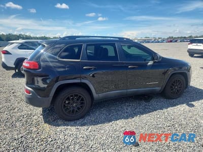 Trzecie zdjęcie samochodu z tyłu: 2016 JEEP CHEROKEE SPORT VIN:1C4PJLAB8GW207420 - miniatura