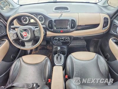 Zdjęcie 8 z 13 samochodu: 2014 FIAT 500L LOUNGE VIN:ZFBCFACH2EZ005516 - miniatura
