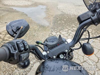 Zdjęcie 7 z 9 samochodu: 2022 HARLEY-DAVIDSON XL883 N VIN:1HD4LE212NB411583 - miniatura