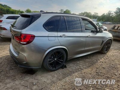 Trzecie zdjęcie samochodu z tyłu: 2016 BMW X5 M VIN:5YMKT6C57G0R77843 - miniatura