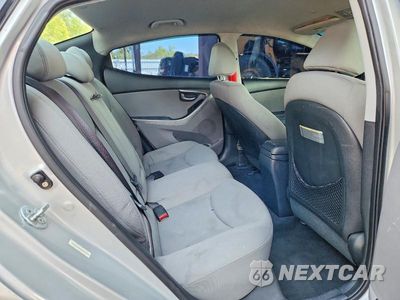 Zdjęcie 10 z 13 samochodu: 2013 HYUNDAI ELANTRA GLS VIN:KMHDH4AE2DU497588 - miniatura