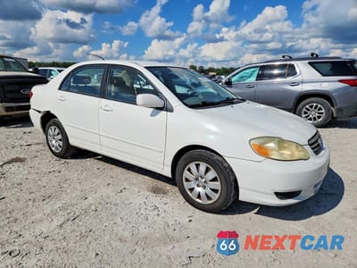 Czwarte zdjęcie samochodu z boku: 2003 TOYOTA COROLLA LE VIN:1NXBR32E43Z176552 - miniatura