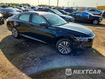 Czwarte zdjęcie samochodu z boku: 2018 HONDA ACCORD HYBRID EXL VIN:1HGCV3F54JA002236 - miniatura