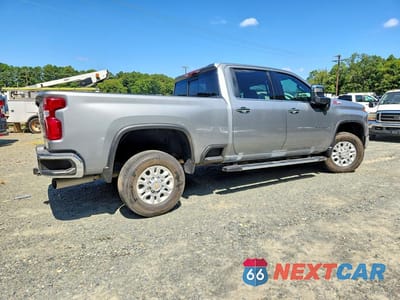 Trzecie zdjęcie samochodu z tyłu: 2024 CHEVROLET SILVERADO K2500 HEAVY DUTY LTZ VIN:2GC4YPEY5R1124705 - miniatura