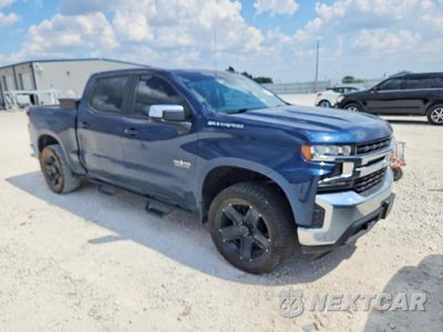 Czwarte zdjęcie samochodu z boku: 2020 CHEVROLET SILVERADO C1500 LT VIN:3GCPWCED2LG274732 - miniatura