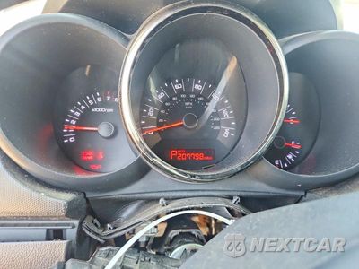 Zdjęcie 9 z 12 samochodu: 2011 KIA SOUL + VIN:KNDJT2A20B7271366 - miniatura