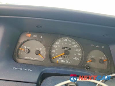 Zdjęcie 9 z 12 samochodu: 1996 MERCURY GRAND MARQUIS LS VIN:2MELM75W9TX644608 - miniatura