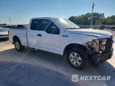Czwarte zdjęcie samochodu z boku: 2016 FORD F150 SUPER CAB VIN:1FTEX1CF5GKE77612 - miniatura