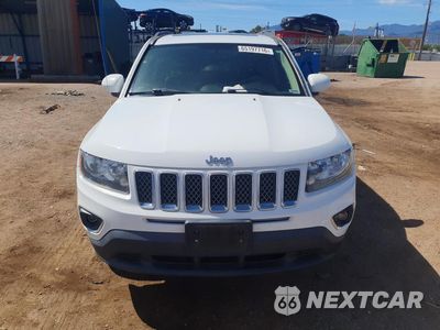 Piąte zdjęcie samochodu w środku: 2017 JEEP COMPASS LATITUDE VIN:1C4NJDEB6HD153409 - miniatura