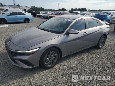 2024 HYUNDAI ELANTRA SEL KMHLM4DGXRU638600 - główne zdjęcie licytacji z USA - miniatura