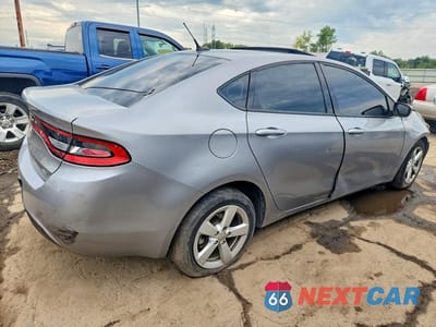 Trzecie zdjęcie samochodu z tyłu: 2015 DODGE DART SXT VIN:1C3CDFBB7FD150325 - miniatura