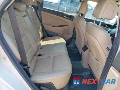 Zdjęcie 11 z 13 samochodu: 2018 HYUNDAI TUCSON LIMITED VIN:KM8J33A26JU763787 - miniatura