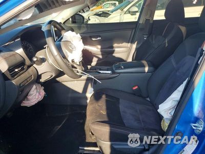 Zdjęcie 7 z 12 samochodu: 2022 NISSAN SENTRA SR VIN:3N1AB8DV5NY285863 - miniatura