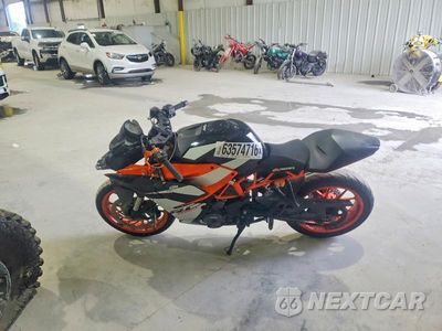 Trzecie zdjęcie samochodu z tyłu: 2018 KTM 390 DUKE VIN:MD2JYJ409JC290990 - miniatura
