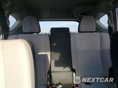 Zdjęcie 10 z 13 samochodu: 2016 TOYOTA RAV4 HV XLE VIN:JTMRJREV7GD042469 - miniatura